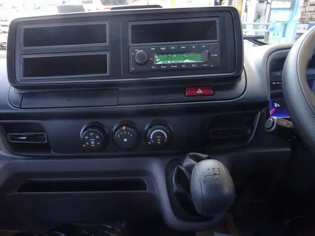 三菱 キャンター 2RG-FBA60(2WD)の写真39