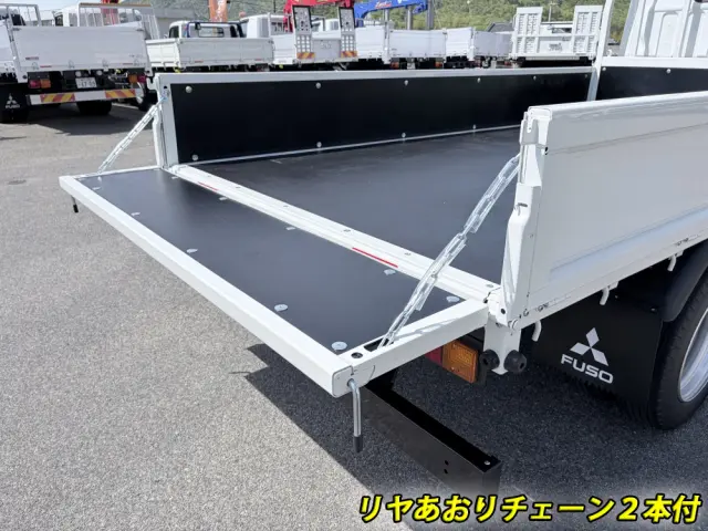三菱 キャンター 2RG-FEAV0(2WD)の写真14