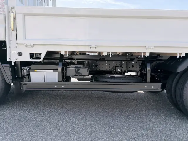 三菱 キャンター 2RG-FEAV0(2WD)の写真21