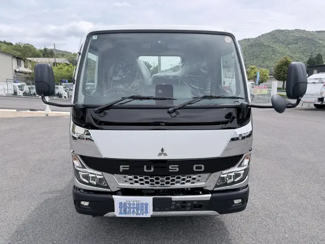 三菱 キャンター 2RG-FEAV0(2WD)の写真7