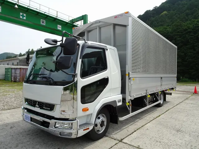 三菱 ファイター 2KG-FK65F(2WD)の写真1
