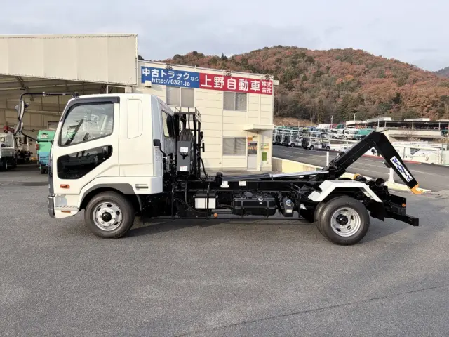 三菱 ファイター 2KG-FK62F(2WD)の写真8