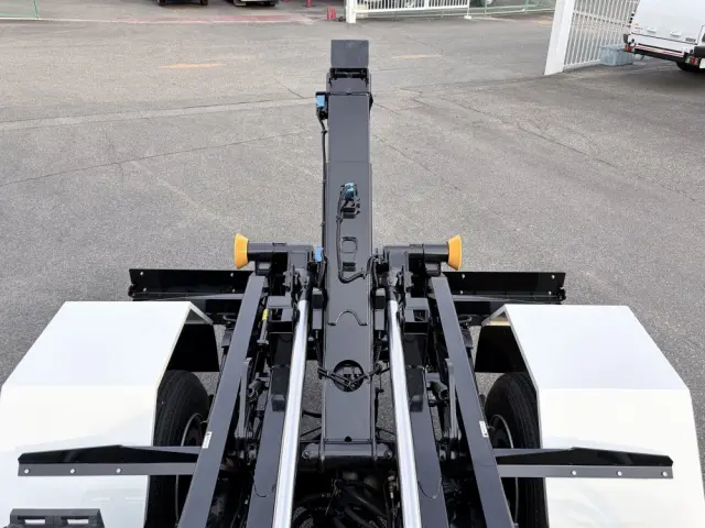 三菱 ファイター 2KG-FK62F(2WD)の写真23