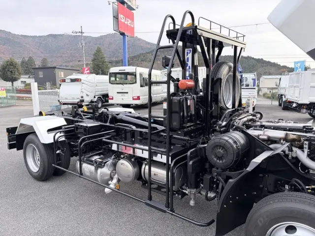 三菱 ファイター 2KG-FK62F(2WD)の写真25