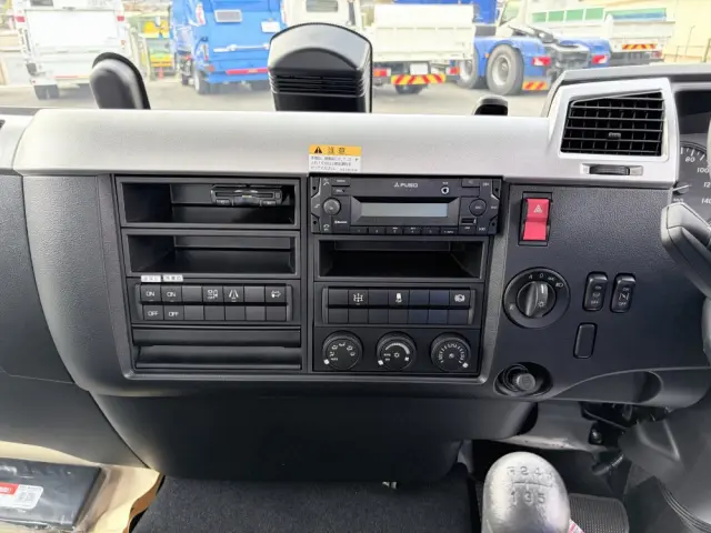 三菱 ファイター 2KG-FK62F(2WD)の写真41