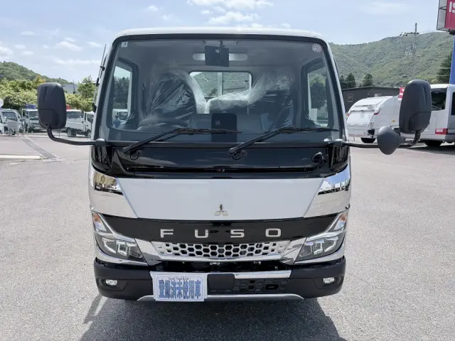三菱 キャンター 2RG-FEAV0(2WD)の写真19
