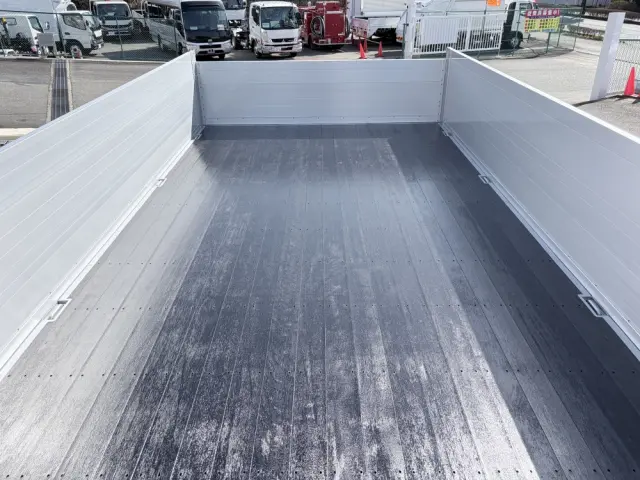 三菱 ファイター 2KG-FK62F(2WD)の写真24