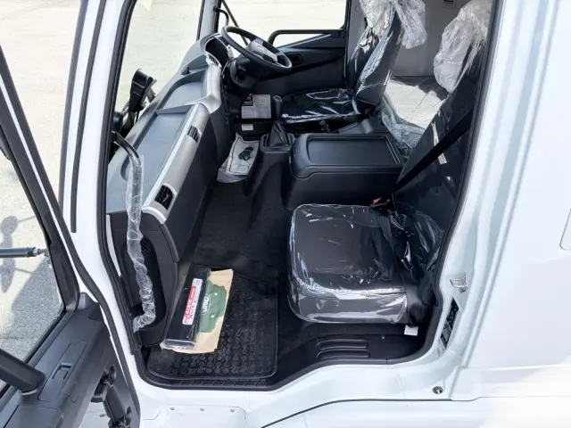 三菱 ファイター 2KG-FK62F(2WD)の写真36