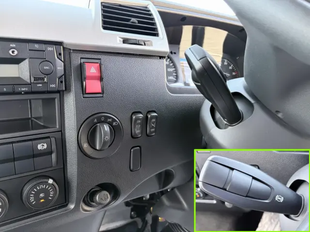 三菱 ファイター 2KG-FK62F(2WD)の写真39