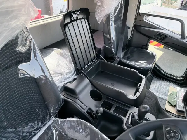三菱 ファイター 2KG-FK62F(2WD)の写真42