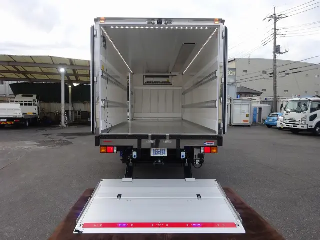 三菱 ファイター 2KG-FK65F(2WD)の写真3