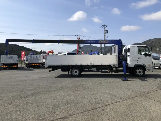 三菱 ファイター 2KG-FK62F(2WD)の写真7