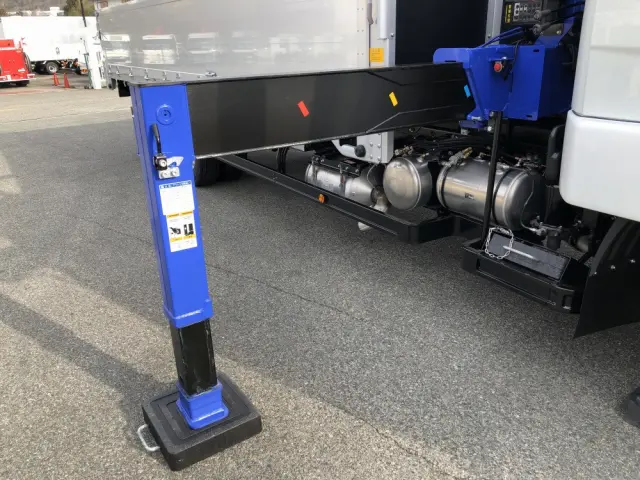 三菱 ファイター 2KG-FK62F(2WD)の写真14
