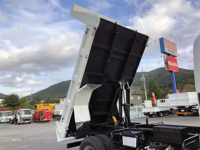 三菱 ファイター 2KG-FK72F(2WD)の写真20