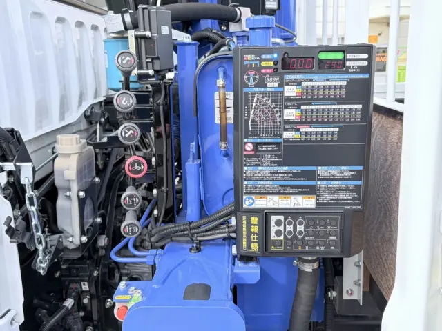 三菱 ファイター 2KG-FK62F(2WD)の写真17