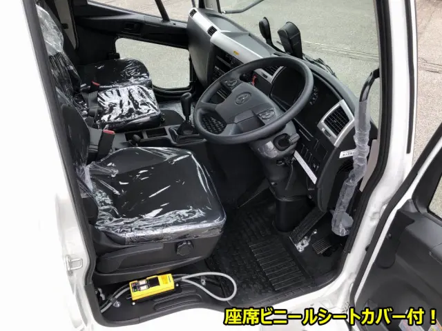 三菱 ファイター 2KG-FK62F(2WD)の写真4