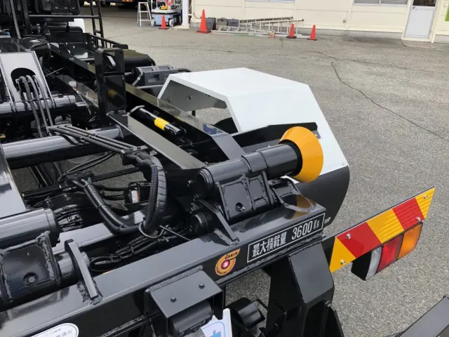 三菱 ファイター 2KG-FK62F(2WD)の写真16