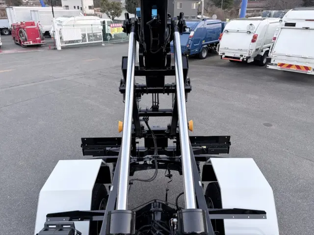 三菱 ファイター 2KG-FK72F(2WD)の写真17