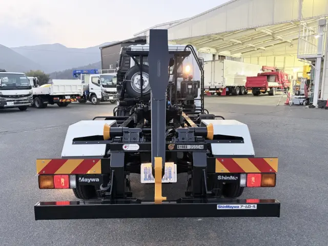 三菱 ファイター 2KG-FK72F(2WD)の写真21