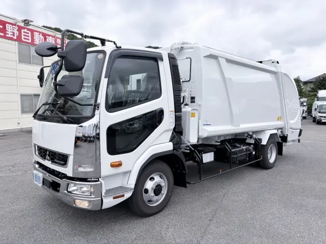 三菱 ファイター 2KG-FK72F(2WD)の写真1