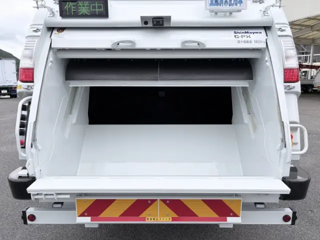 三菱 ファイター 2KG-FK72F(2WD)の写真12