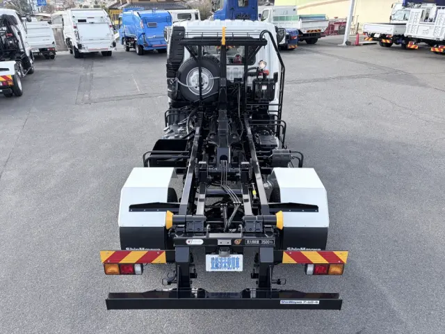 三菱 ファイター 2KG-FK72F(2WD)の写真13