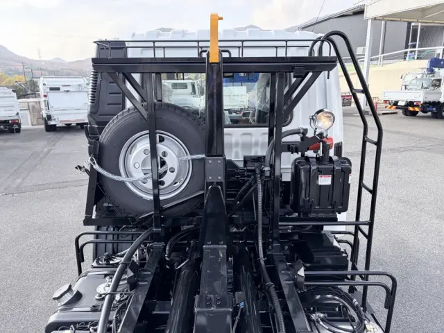 三菱 ファイター 2KG-FK72F(2WD)の写真14