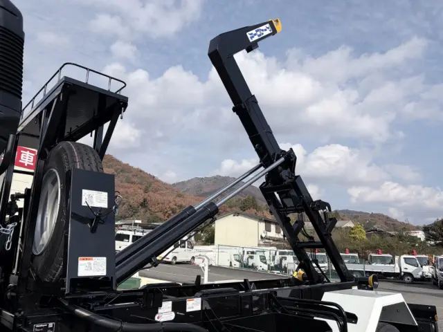 三菱 ファイター 2KG-FK72F(2WD)の写真18