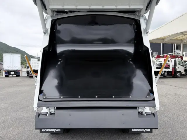 三菱 ファイター 2KG-FK72F(2WD)の写真19