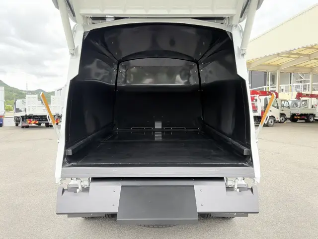 三菱 ファイター 2KG-FK72F(2WD)の写真8
