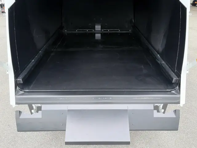 三菱 ファイター 2KG-FK72F(2WD)の写真17