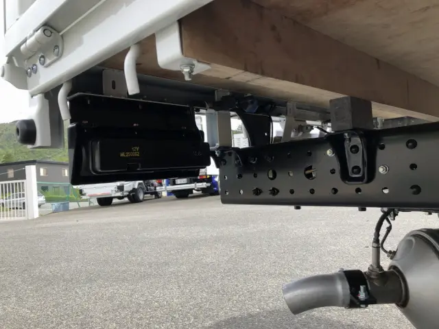 三菱 キャンター 2RG-FBA20(2WD)の写真24
