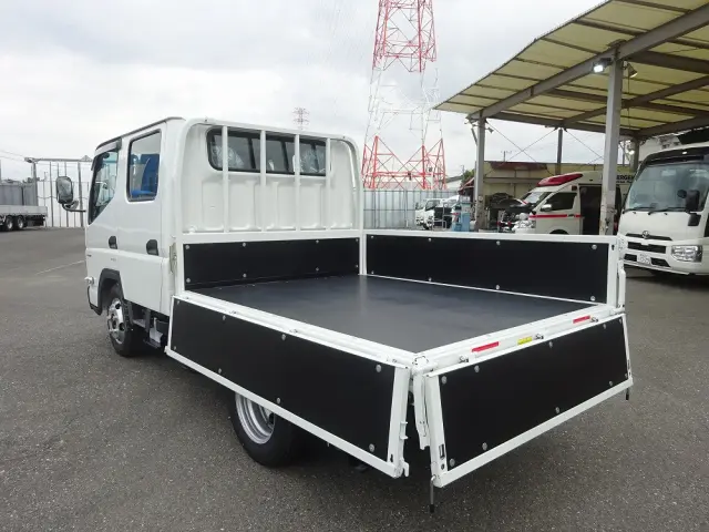 三菱 キャンター 2RG-FBA20(2WD)の写真6