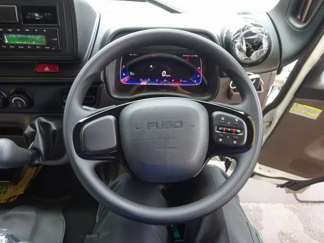 三菱 キャンター 2RG-FBA20(2WD)の写真29