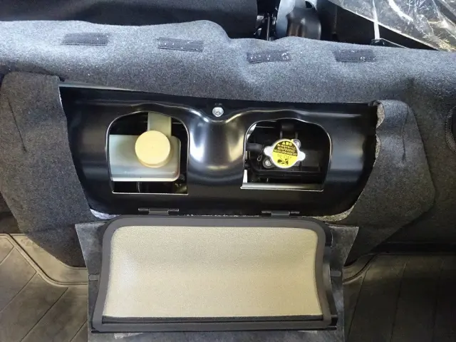 三菱 キャンター 2RG-FBA20(2WD)の写真39