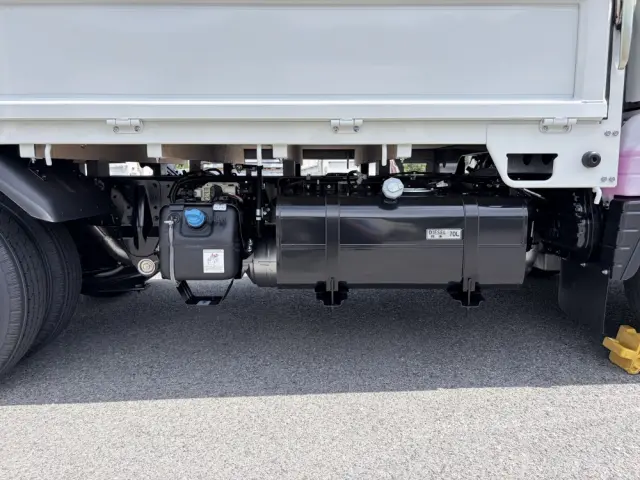 三菱 キャンター 2RG-FBA20(2WD)の写真23
