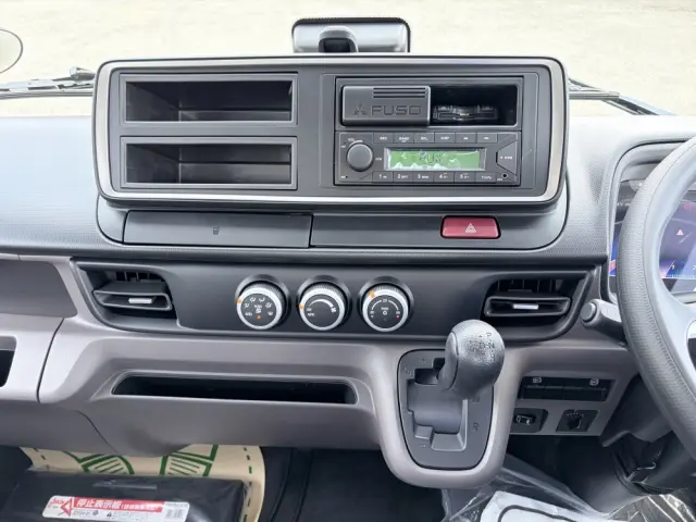 三菱 キャンター 2RG-FBA20(2WD)の写真40