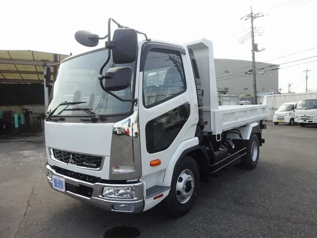 三菱 ファイター 2KG-FK72F(2WD)の写真1