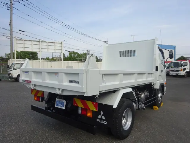 三菱 ファイター 2KG-FK72F(2WD)の写真2