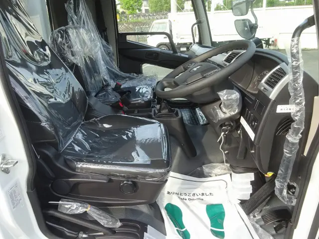 三菱 ファイター 2KG-FK72F(2WD)の写真4