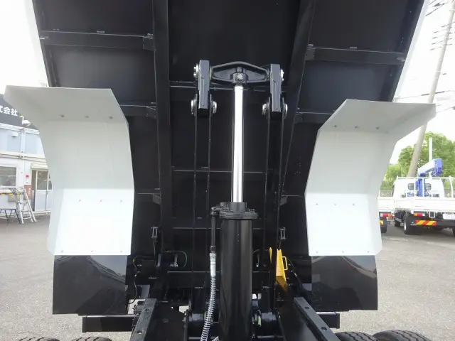 三菱 ファイター 2KG-FK72F(2WD)の写真17