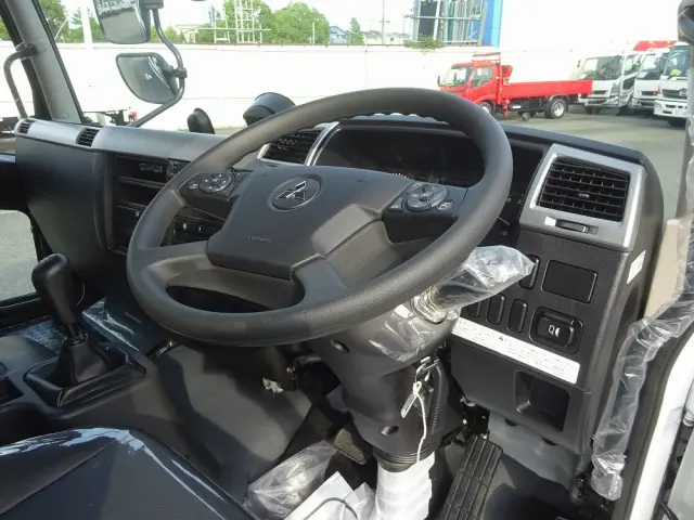 三菱 ファイター 2KG-FK72F(2WD)の写真37