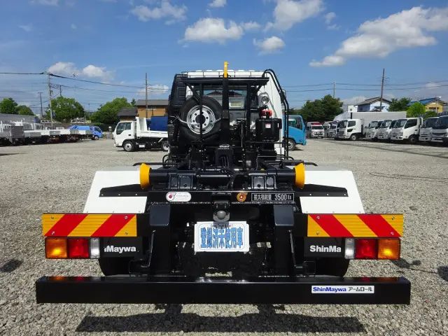 三菱 ファイター 2KG-FK72F(2WD)の写真3