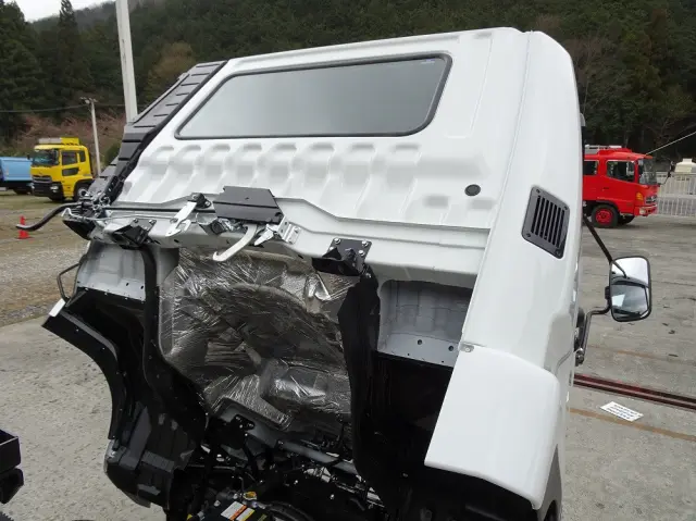 三菱 ファイター 2KG-FK72F(2WD)の写真24