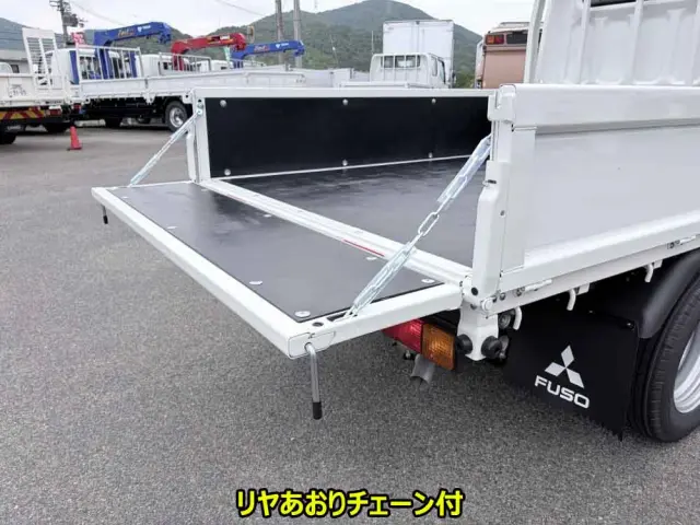 三菱 キャンター 2RG-FBA20(2WD)の写真14