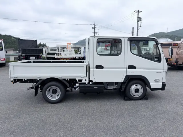 三菱 キャンター 2RG-FBA20(2WD)の写真15
