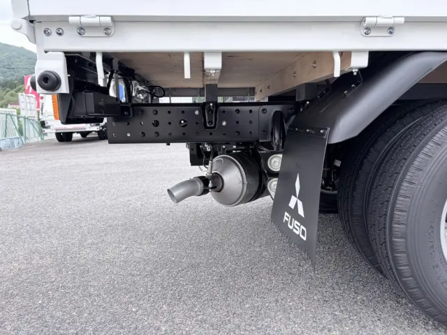 三菱 キャンター 2RG-FBA20(2WD)の写真18
