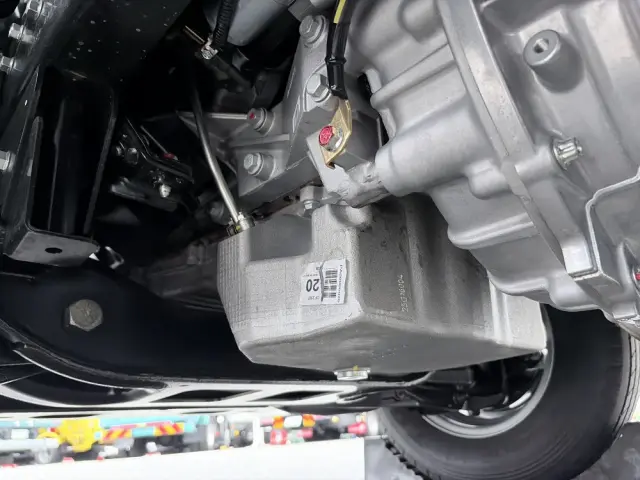 三菱 キャンター 2RG-FBA20(2WD)の写真26