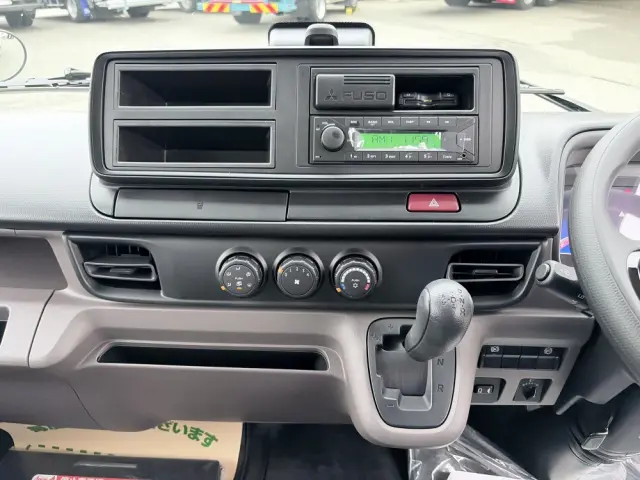 三菱 キャンター 2RG-FBA20(2WD)の写真36