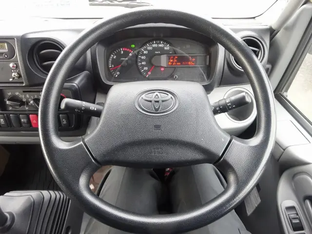 トヨタ ダイナ TKG-XZU605(2WD)の写真32